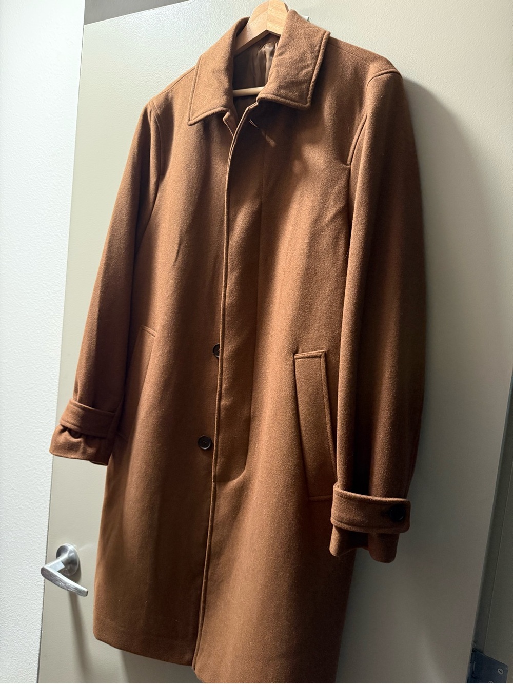 Men's Brown Wool Overcoat - Classic Single-Breasted Coat